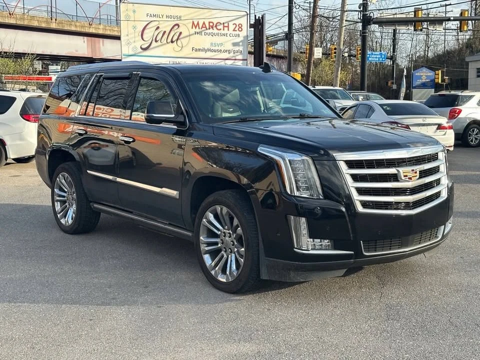 2018 Cadillac Escalade 4th Gen - Image 3 of 16
