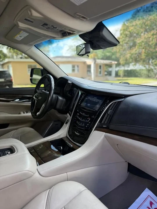 2018 Cadillac Escalade 4th Gen - Image 12 of 20