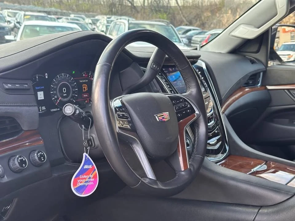 2018 Cadillac Escalade 4th Gen - Image 11 of 16