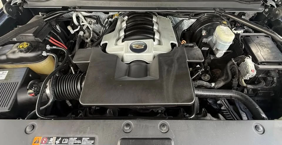 2018 Cadillac Escalade 4th Gen - Image 15 of 20