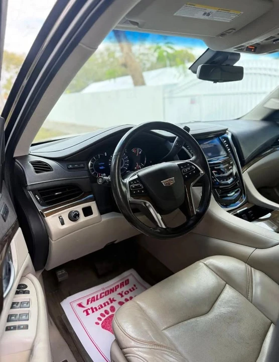 2018 Cadillac Escalade 4th Gen - Image 9 of 20
