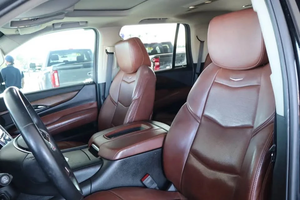 2018 Cadillac Escalade 4th Gen - Image 11 of 19
