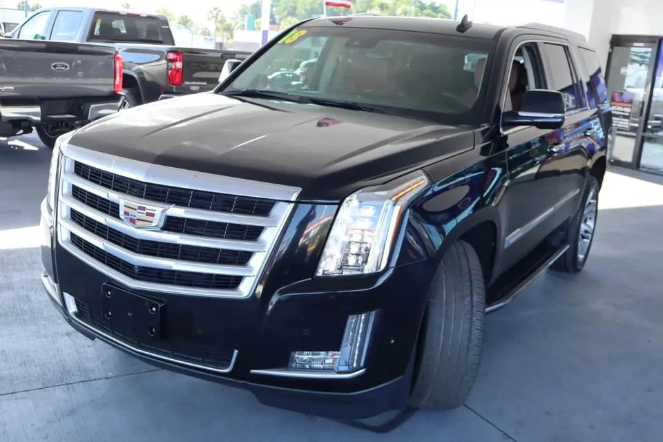 2018 Cadillac Escalade 4th Gen - Image 8 of 19