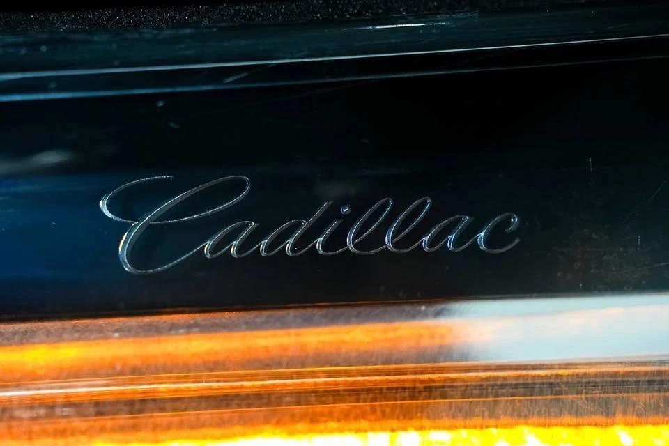 2018 Cadillac Escalade 4th Gen - Image 12 of 19