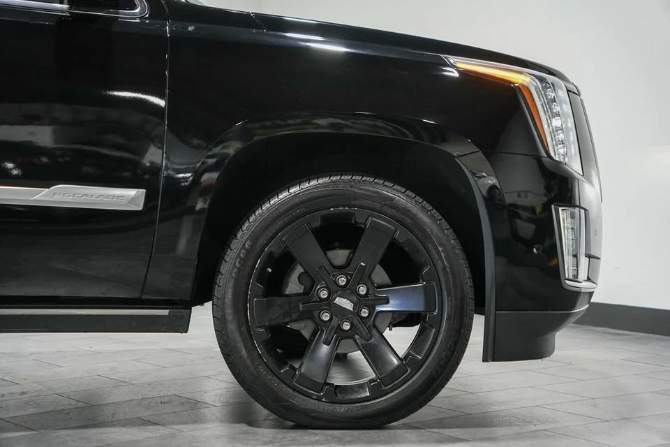 2018 Cadillac Escalade 4th Gen - Image 8 of 19