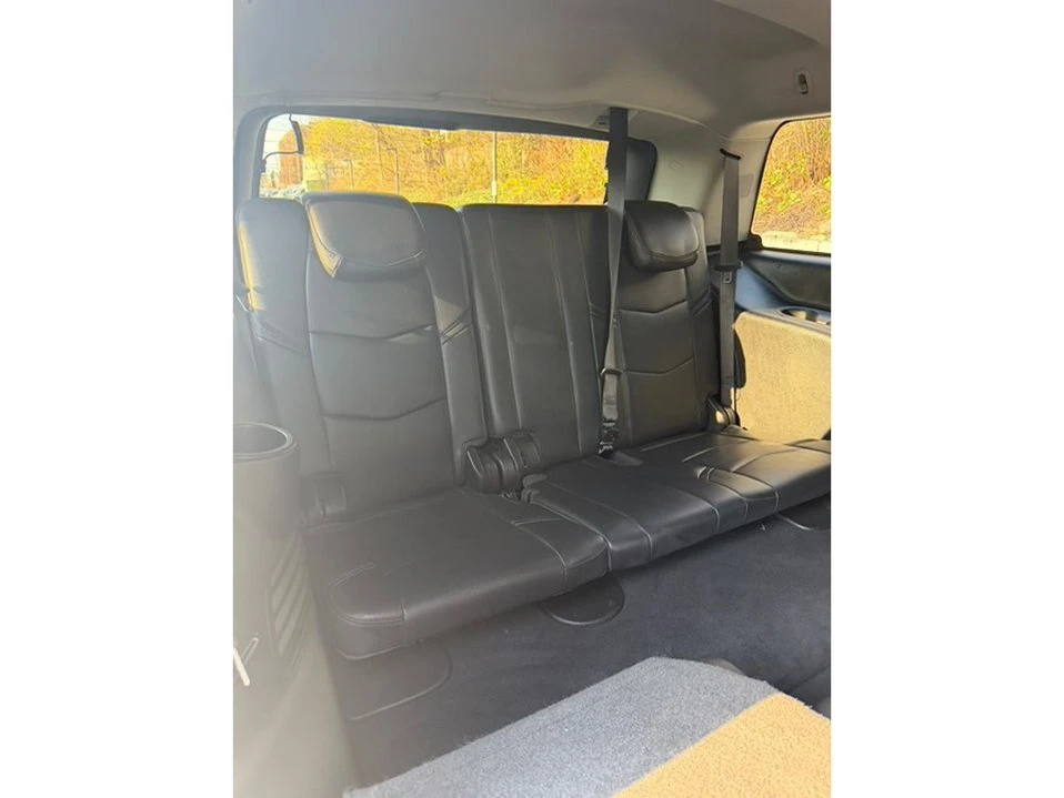 2018 Cadillac Escalade 4th Gen - Image 19 of 20