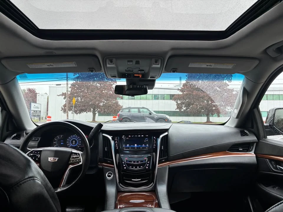 2018 Cadillac Escalade 4th Gen - Image 10 of 18