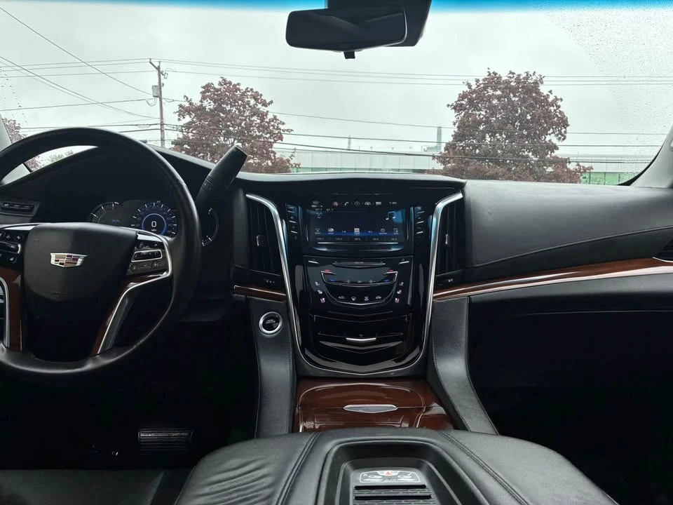 2018 Cadillac Escalade 4th Gen - Image 11 of 18