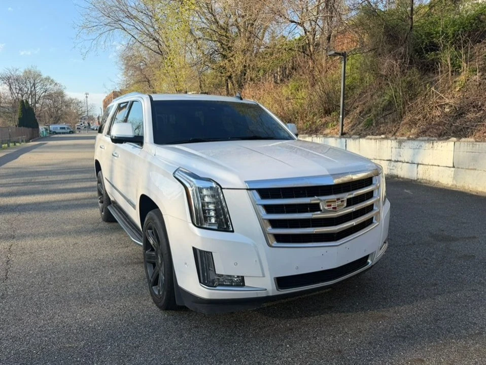 2018 Cadillac Escalade 4th Gen - Image 11 of 20