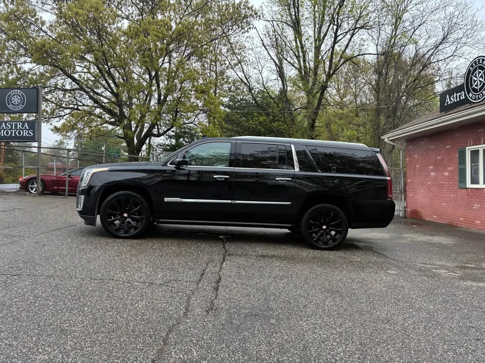 2018 Cadillac Escalade 4th Gen - Image 5 of 18