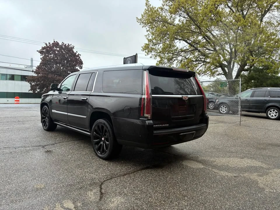 2018 Cadillac Escalade 4th Gen - Image 3 of 18