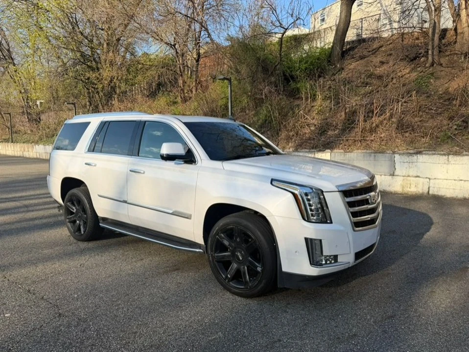 2018 Cadillac Escalade 4th Gen - Image 9 of 20