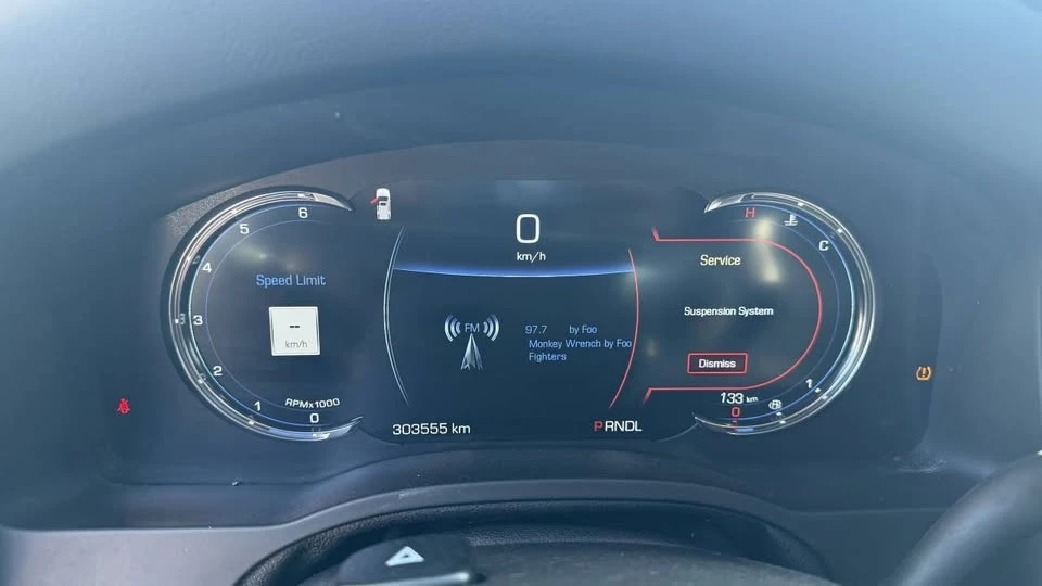 2018 Cadillac Escalade 4th Gen - Image 17 of 17
