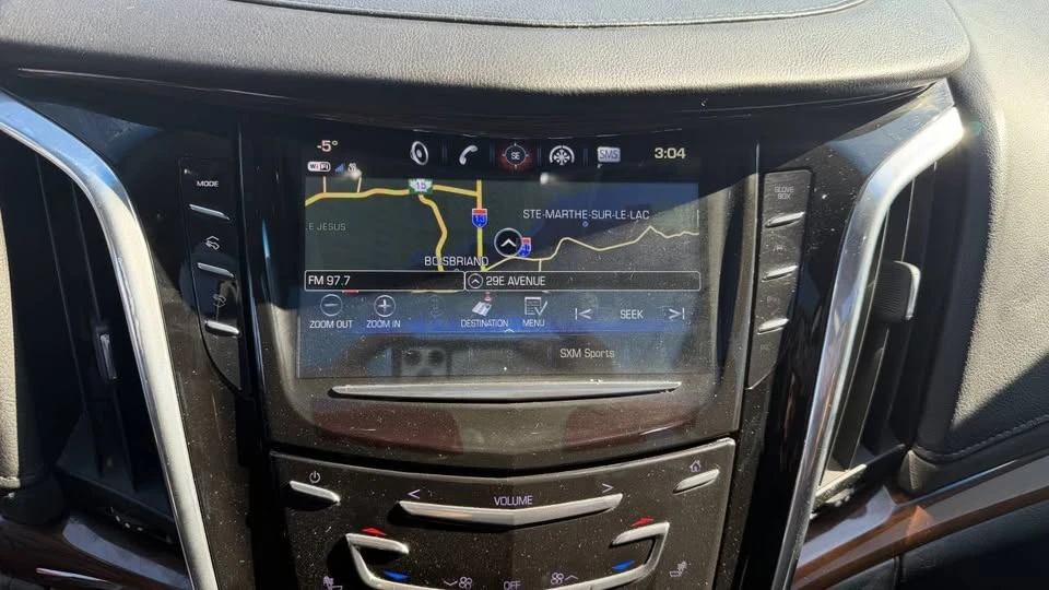 2018 Cadillac Escalade 4th Gen - Image 16 of 17