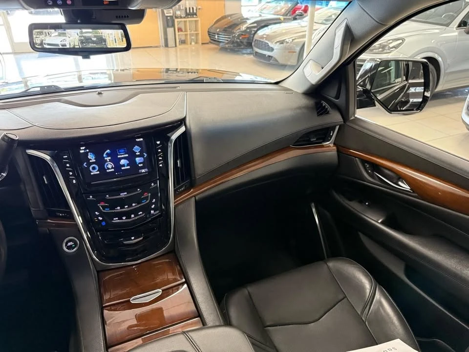2018 Cadillac Escalade 4th Gen - Image 15 of 20