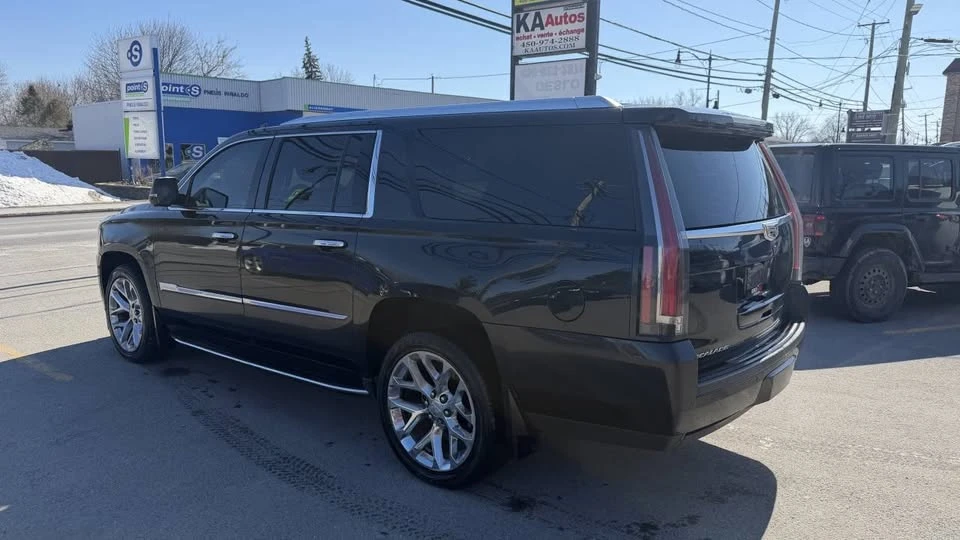 2018 Cadillac Escalade 4th Gen - Image 3 of 17