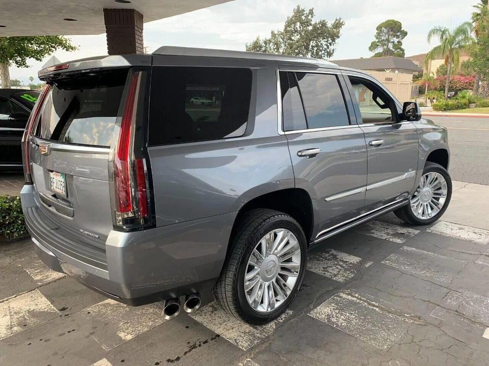 2018 Cadillac Escalade 4th Gen - Image 3 of 31