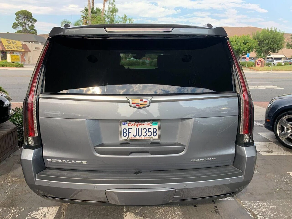 2018 Cadillac Escalade 4th Gen - Image 10 of 31