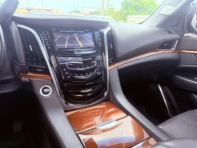 2018 Cadillac Escalade 4th Gen - Image 15 of 20
