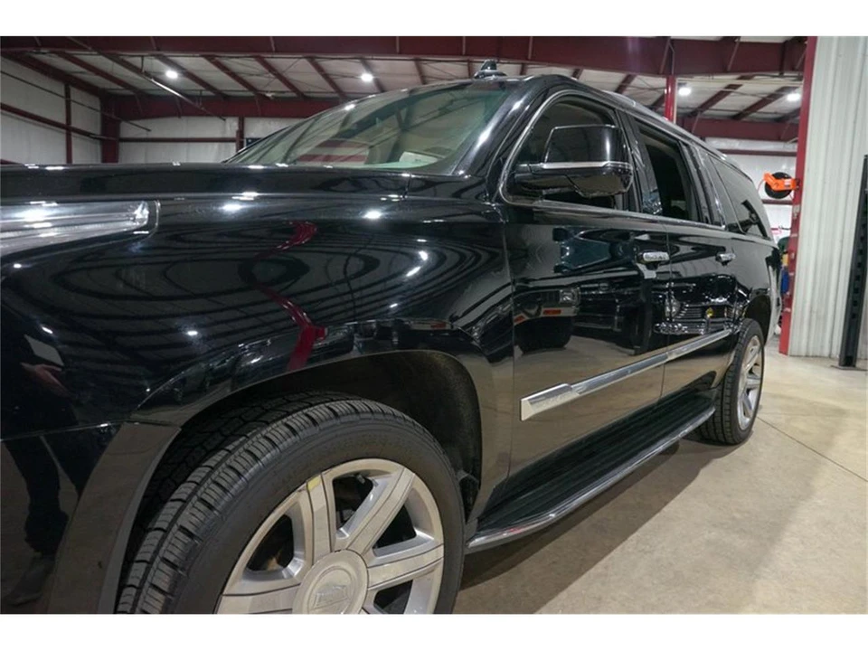 2018 Cadillac Escalade 4th Gen - Image 31 of 31