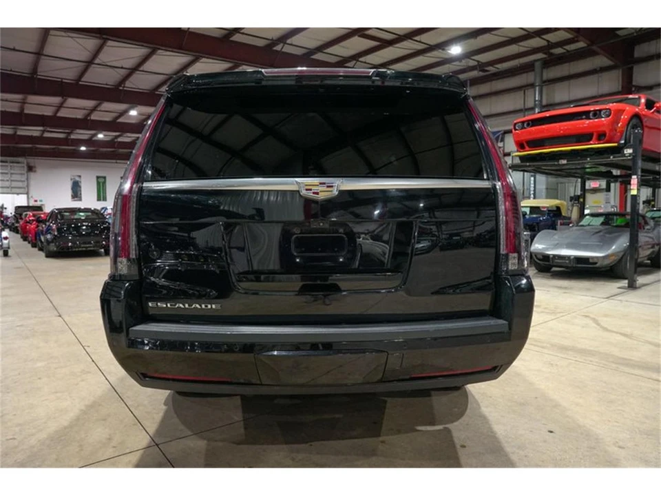 2018 Cadillac Escalade 4th Gen - Image 7 of 31