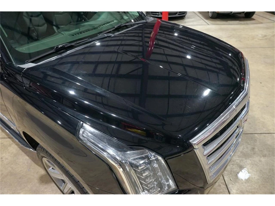 2018 Cadillac Escalade 4th Gen - Image 18 of 31