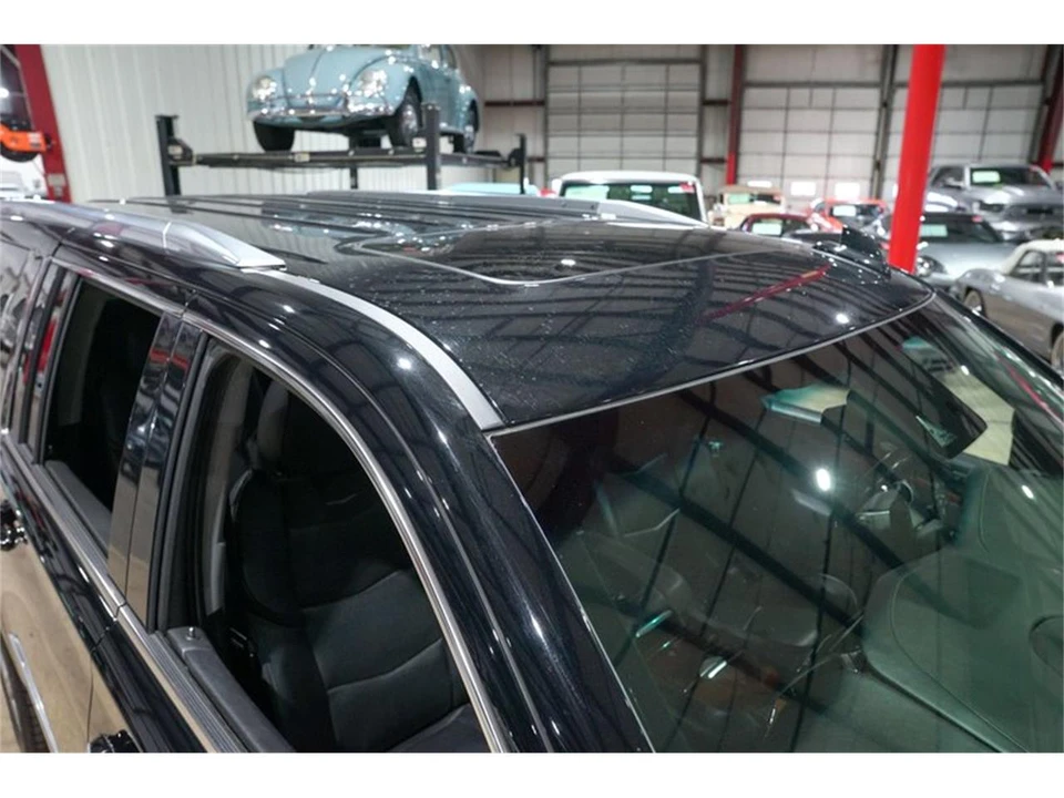 2018 Cadillac Escalade 4th Gen - Image 19 of 31