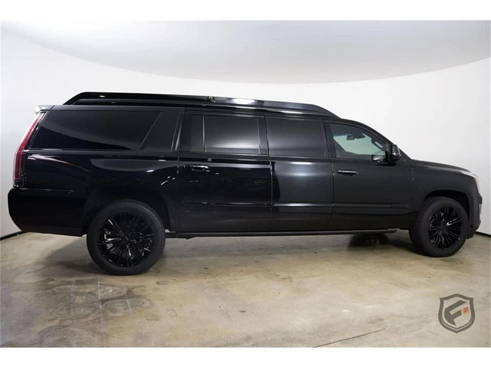 2018 Cadillac Escalade 4th Gen - Image 10 of 31