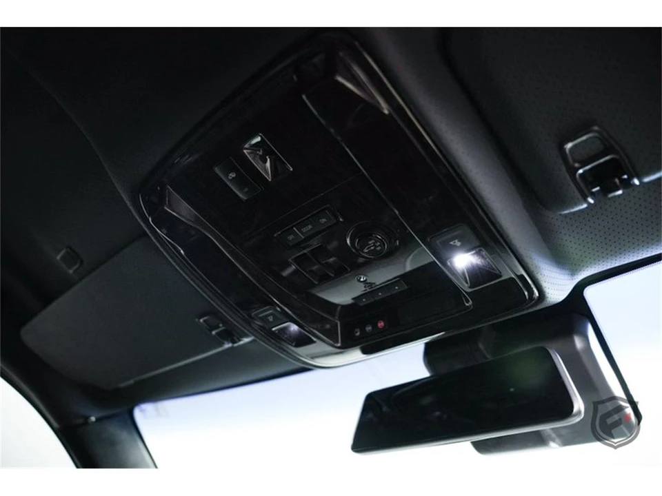 2018 Cadillac Escalade 4th Gen - Image 25 of 31