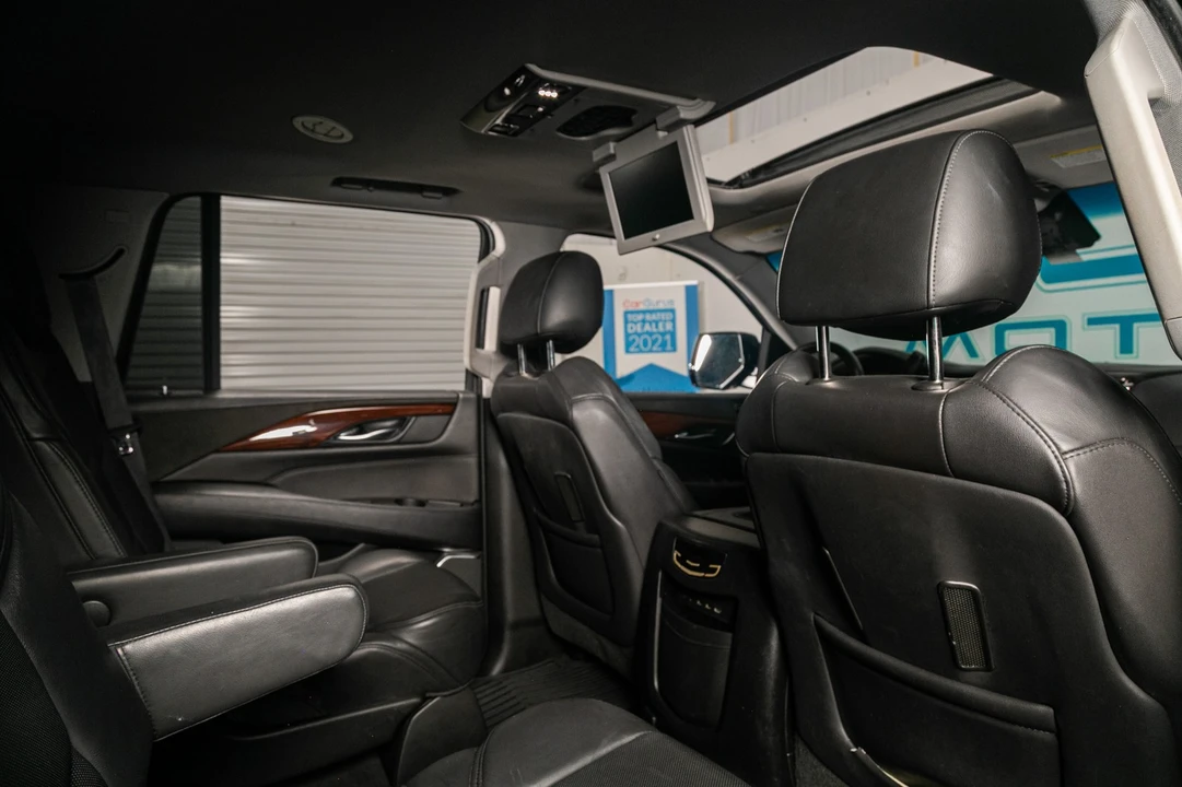 2018 Cadillac Escalade 4th Gen - Image 6 of 21