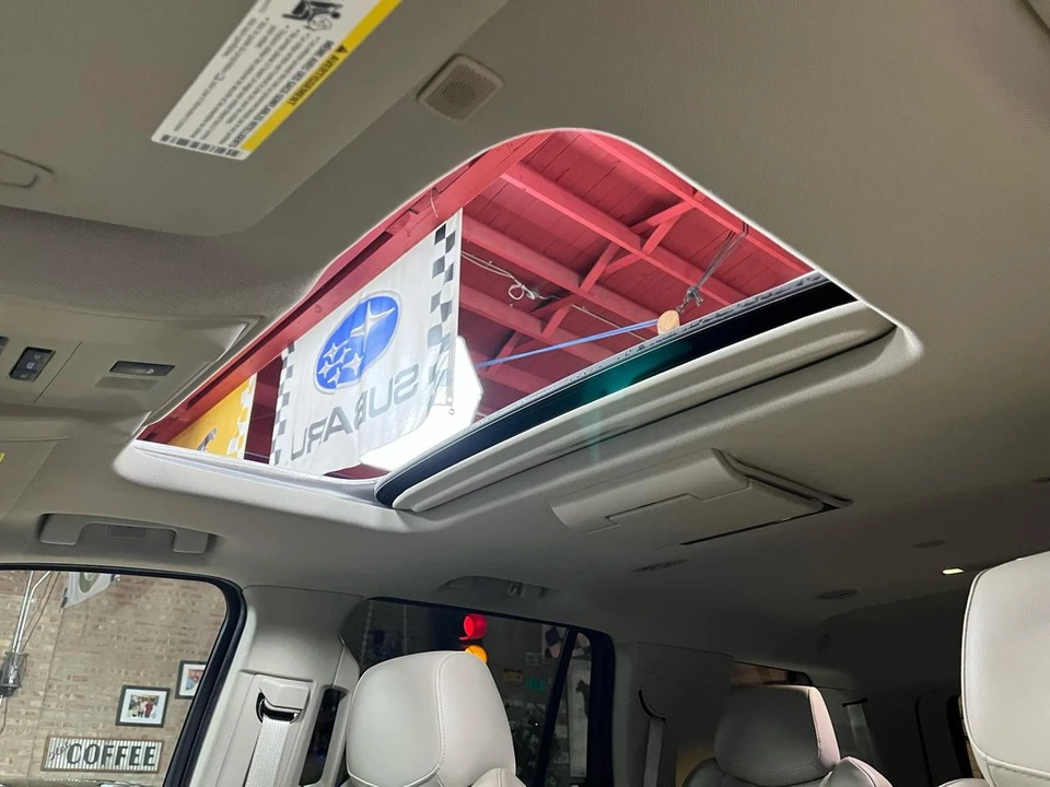 2018 Cadillac Escalade 4th Gen - Image 20 of 21