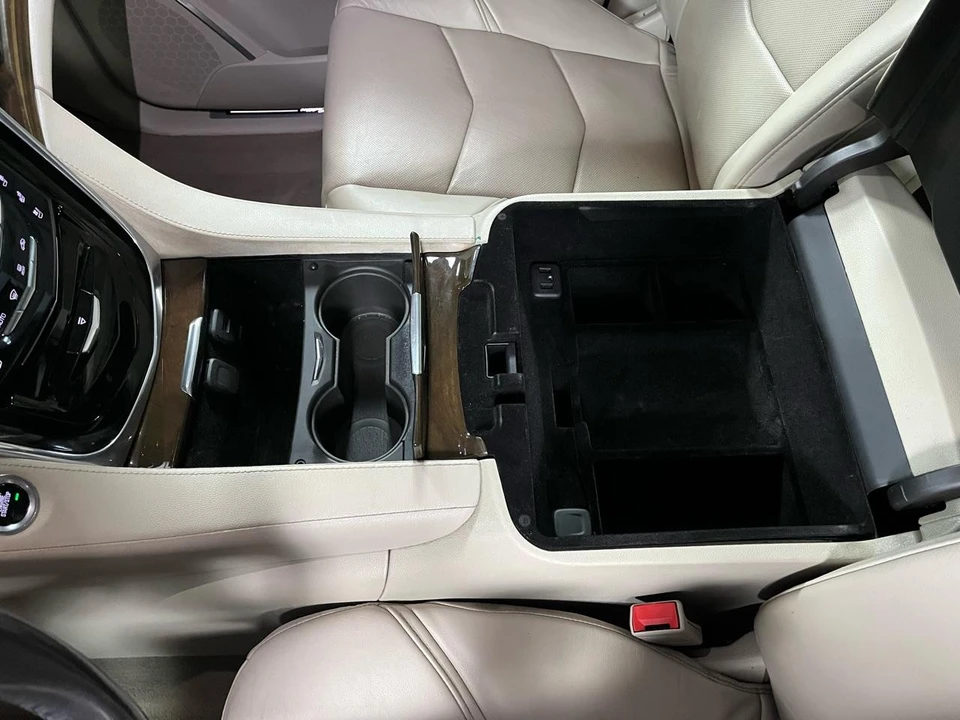 2018 Cadillac Escalade 4th Gen - Image 15 of 21