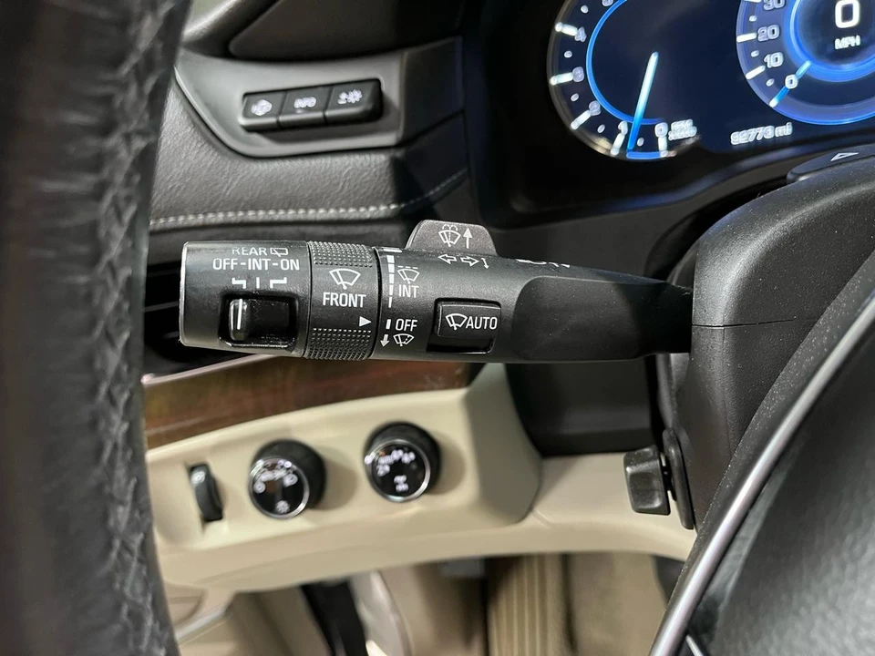 2018 Cadillac Escalade 4th Gen - Image 14 of 21