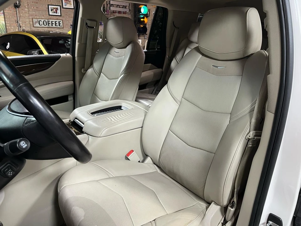 2018 Cadillac Escalade 4th Gen - Image 21 of 21