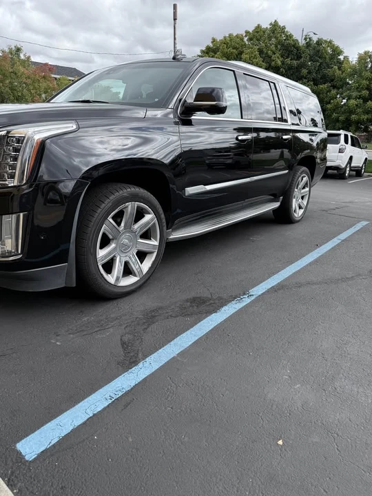 2018 Cadillac Escalade 4th Gen - Image 3 of 19