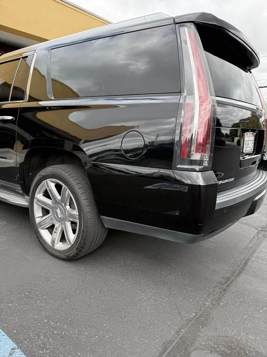 2018 Cadillac Escalade 4th Gen - Image 6 of 19