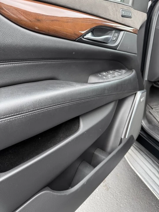 2018 Cadillac Escalade 4th Gen - Image 10 of 19