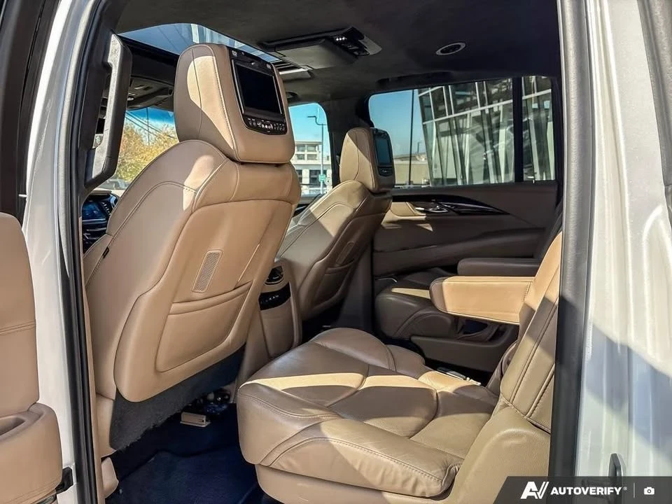 2018 Cadillac Escalade 4th Gen - Image 8 of 9