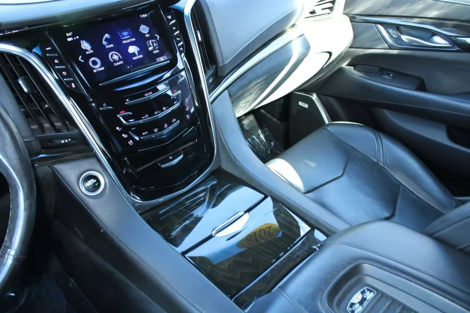 2018 Cadillac Escalade 4th Gen - Image 19 of 19