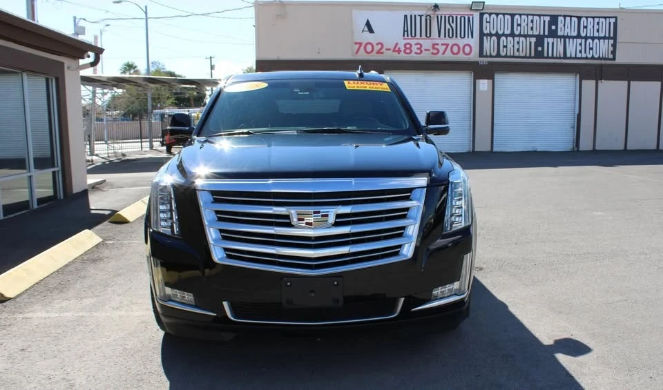 2018 Cadillac Escalade 4th Gen - Image 2 of 19