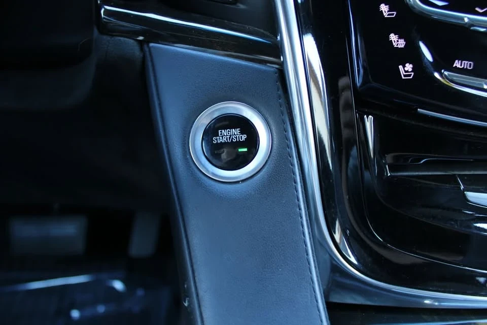 2018 Cadillac Escalade 4th Gen - Image 11 of 19