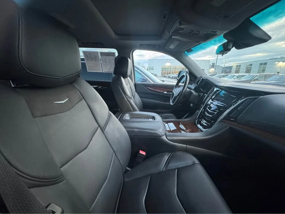 2018 Cadillac Escalade 4th Gen - Image 7 of 8