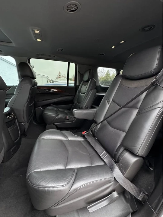 2018 Cadillac Escalade 4th Gen - Image 7 of 9