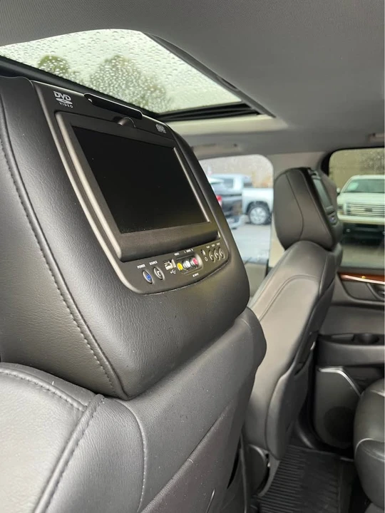 2018 Cadillac Escalade 4th Gen - Image 9 of 14