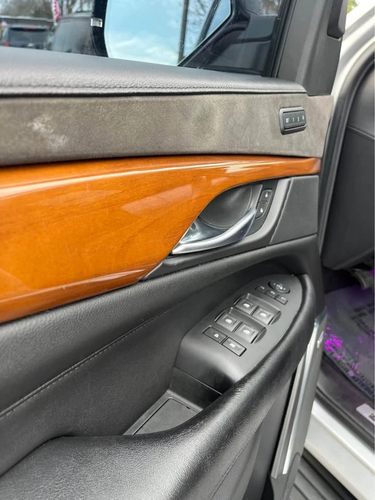 2018 Cadillac Escalade 4th Gen - Image 5 of 14