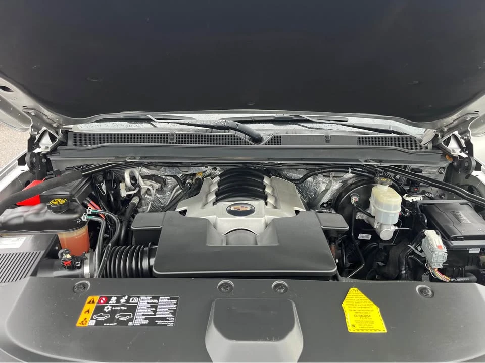 2018 Cadillac Escalade 4th Gen - Image 14 of 14