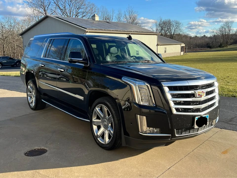 2018 Cadillac Escalade 4th Gen - Image 2 of 7