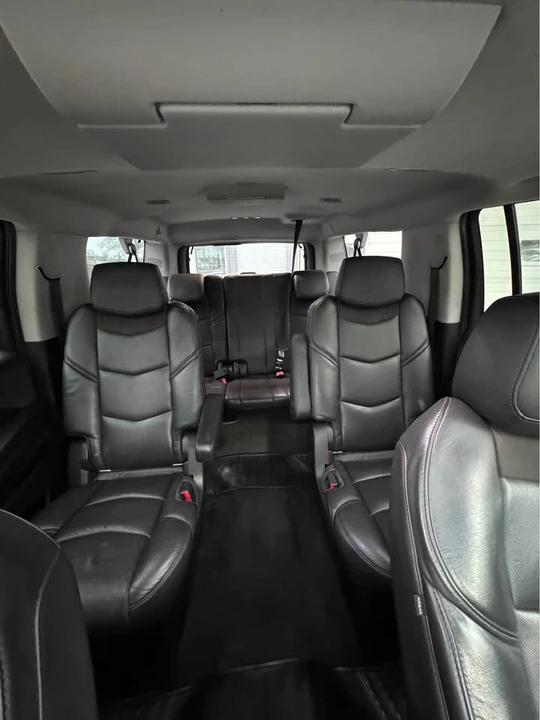 2018 Cadillac Escalade 4th Gen - Image 9 of 19