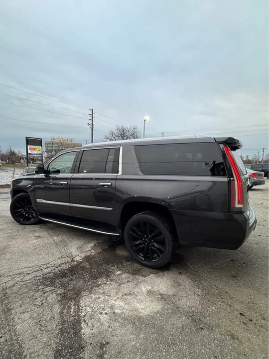 2018 Cadillac Escalade 4th Gen - Image 6 of 19