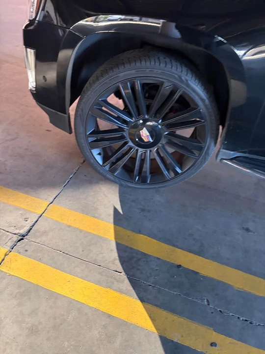 2018 Cadillac Escalade 4th Gen - Image 9 of 9
